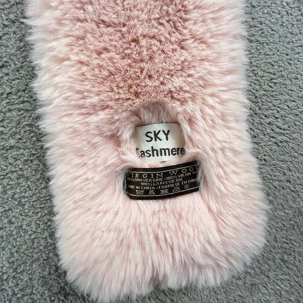 Cashmere Pink 100%‎ Virgin Wool Plush Faux Fur Scarf 34x5 Sky Elegant Luxury